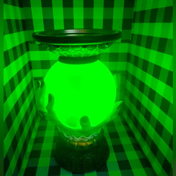 Bath and Body Works Fortune Teller Crystal Ball Candle Holder - Picture 6 of 6